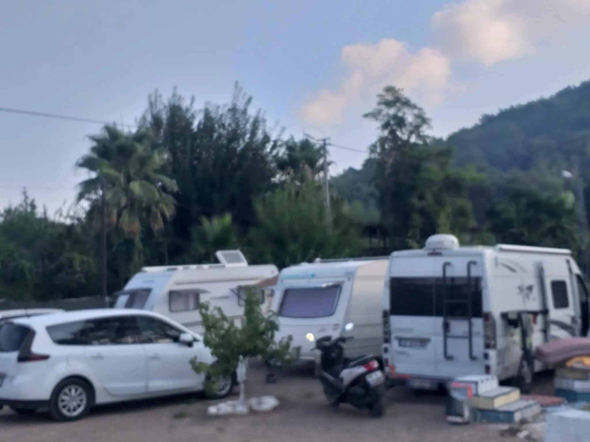 Karavan Park Alanı – Doğayla Konforun Buluşma Noktası